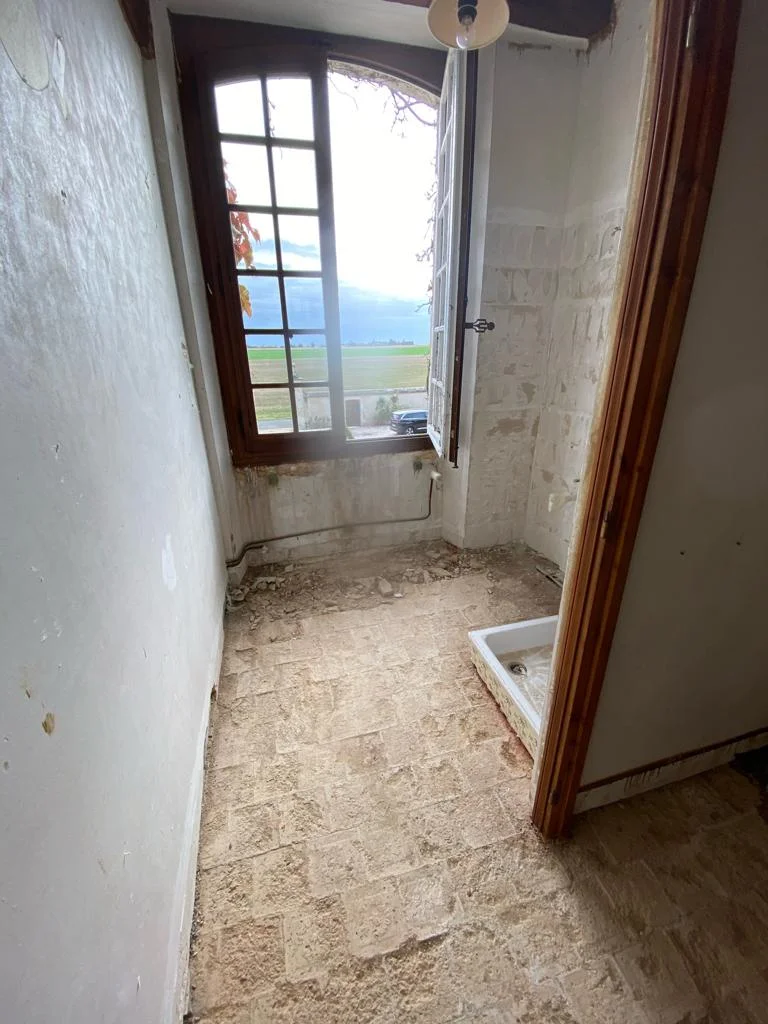 Salle de Bain 2 - Avant